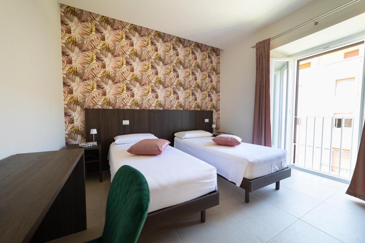 Numisia Guest House Terracina Zewnętrze zdjęcie